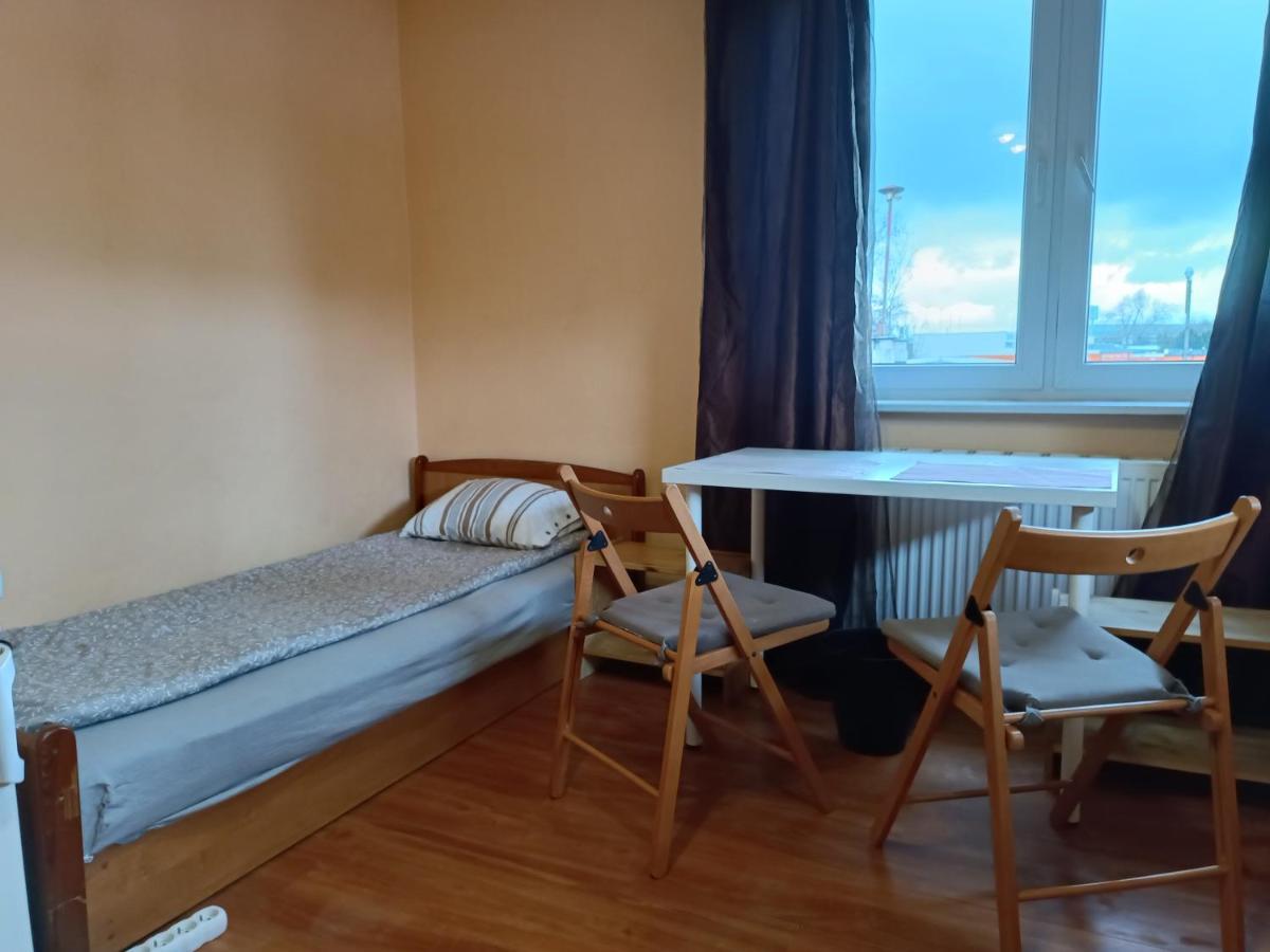 Hostel Sunrise Liwska Warszawa Eksteriør bilde