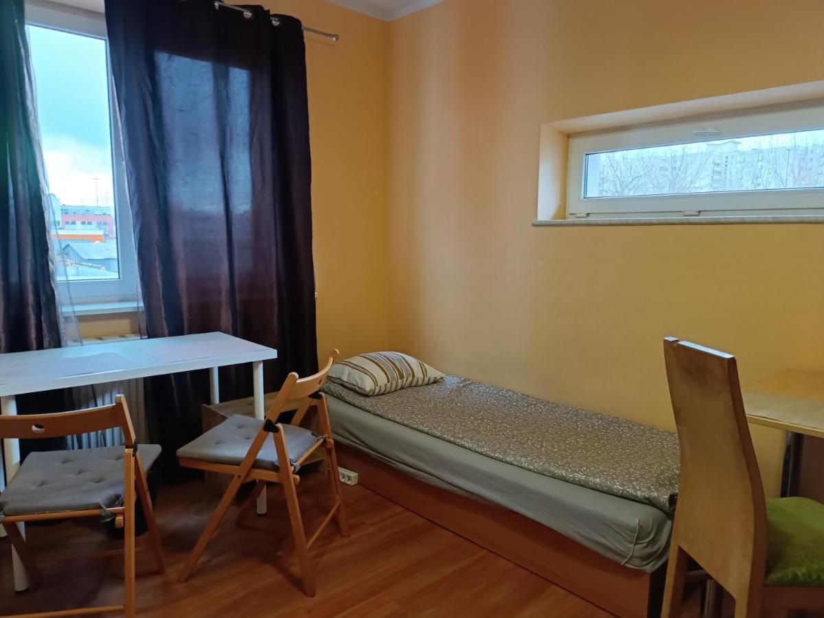 Hostel Sunrise Liwska Warszawa Eksteriør bilde