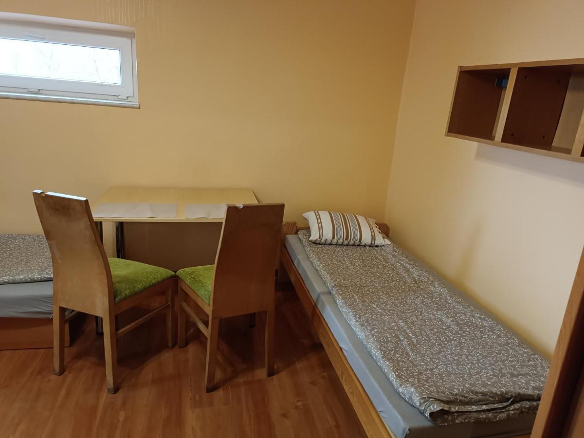 Hostel Sunrise Liwska Warszawa Eksteriør bilde